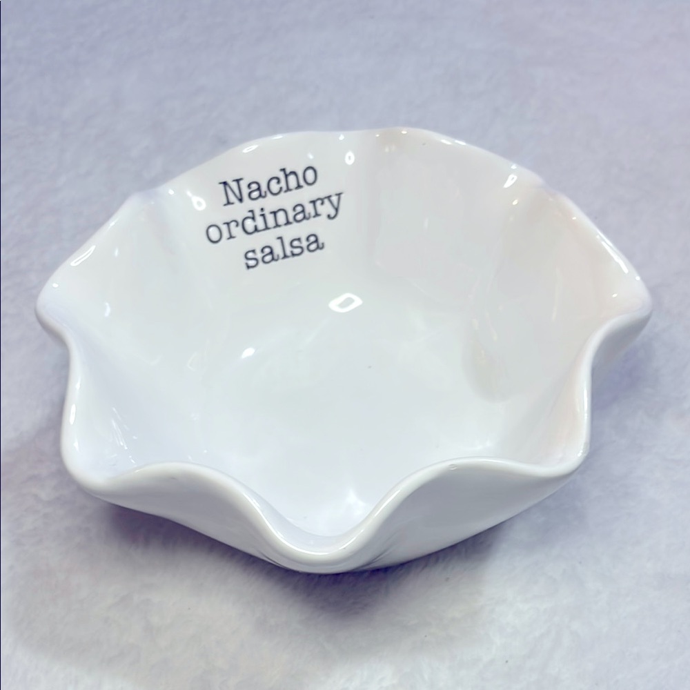 Mud Pie White Ceramic Salsa Bowl “Nacho Ordinary Salsa”